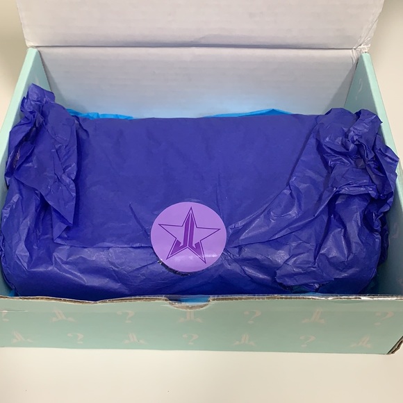 Jeffree Star Blue Blood palette. - Picture 2 of 2